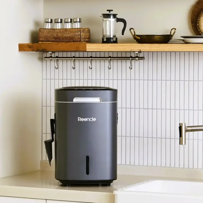 Reencle Composter on the kitchen countertop